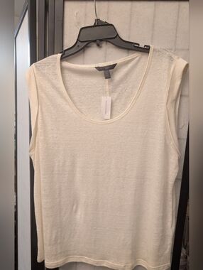Banana Republic Sleeveless Crew Neck Tank Top - Cream